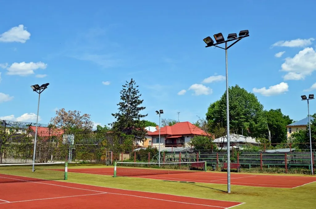teren tenis Roman