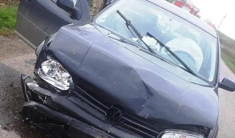 accident microbuz autoturism secuieni - Copy