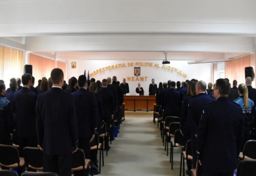 Avansări în grad înainte de termen la Inspectoratul de Poliție Județean Neamț
