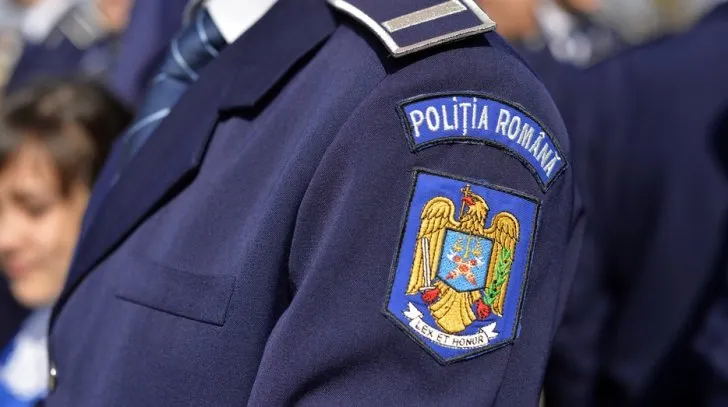 polițistă