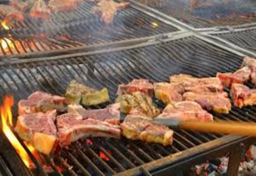 Noi reguli pentru mersul la cumpărături și sărbătorile pascale: grătarele și picnicurile, interzise, vizitele, evitate