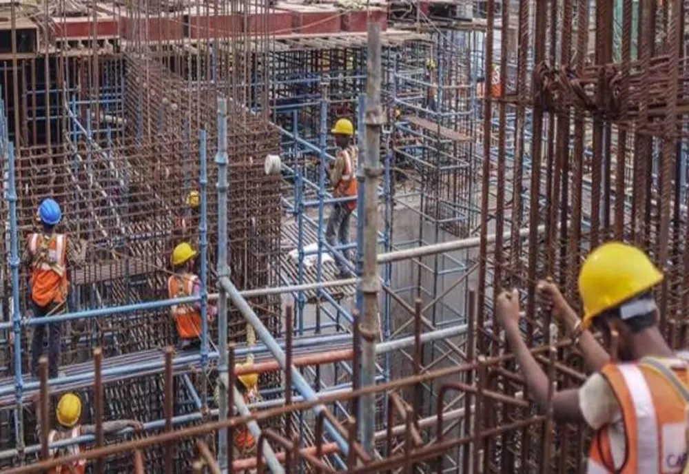 Nereguli la firmele de construcții din Neamț. Un șantier a fost închis