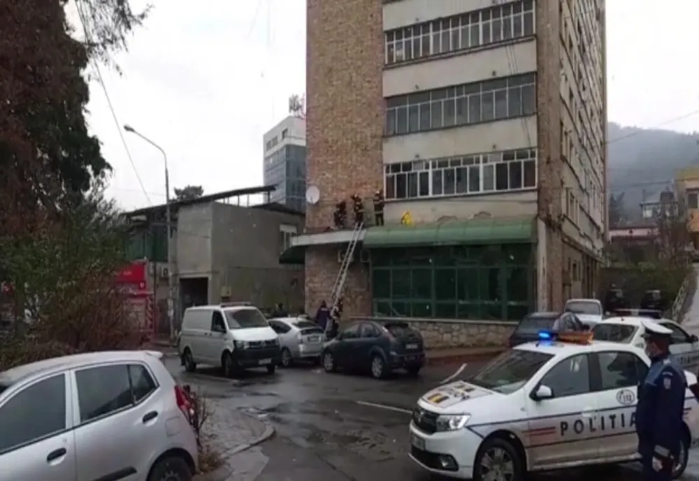O bărtână a murit după ce a căzut de la etaj (FOTO)