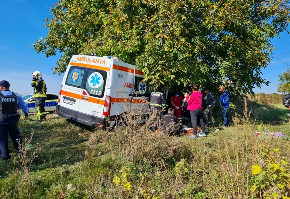 Accident pe un drum din Neamț! A fost implicată o ambulanță!