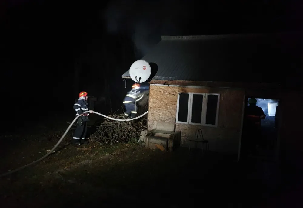 Incendiu la Oglinzi