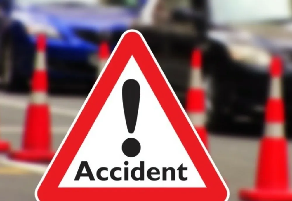 Un bărbat neatent a ajuns la spital în timp ce traversa strada