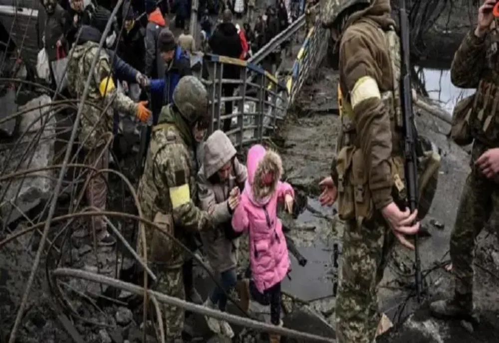 Război Ucraina. Mărturii din INFERN: Cum a reușit să scape o familie cu 4 copii din Mariupol, după 100 de kilometri pe jos