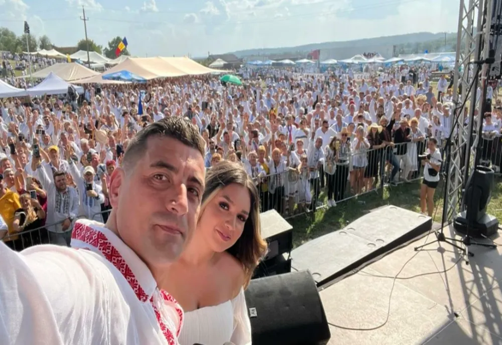 Nuntă cu cântec. Sponsorii grei, „secreți”, din spatele AUR și unde ajung banii dați pentru George Simion - Dezvăluiri explozive