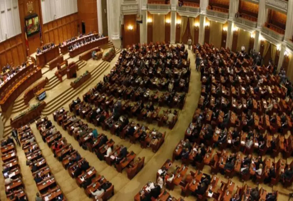 Spațiu de rugăciune la Parlament. Capela promisă anul trecut de Ciucă este sfințită astăzi