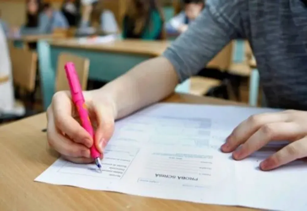 Elevii aflați în prezent în clasa a VII-a vor da Evaluarea Națională în aceleași condiții ca până acum