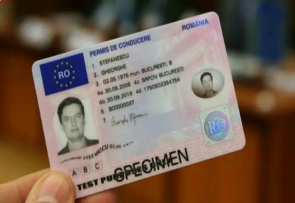 Grupare specializată în falsificarea semnăturilor medicilor pentru permise auto, destructurată