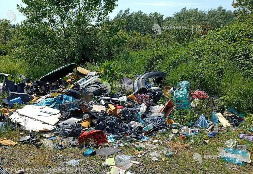 STUDIU: 60% DINTRE ROMÂNI CRED CĂ SANCŢIUNILE AR FI CEA MAI BUNĂ MĂSURĂ ÎMPOTRIVA ARUNCĂRII GUNOAIELOR