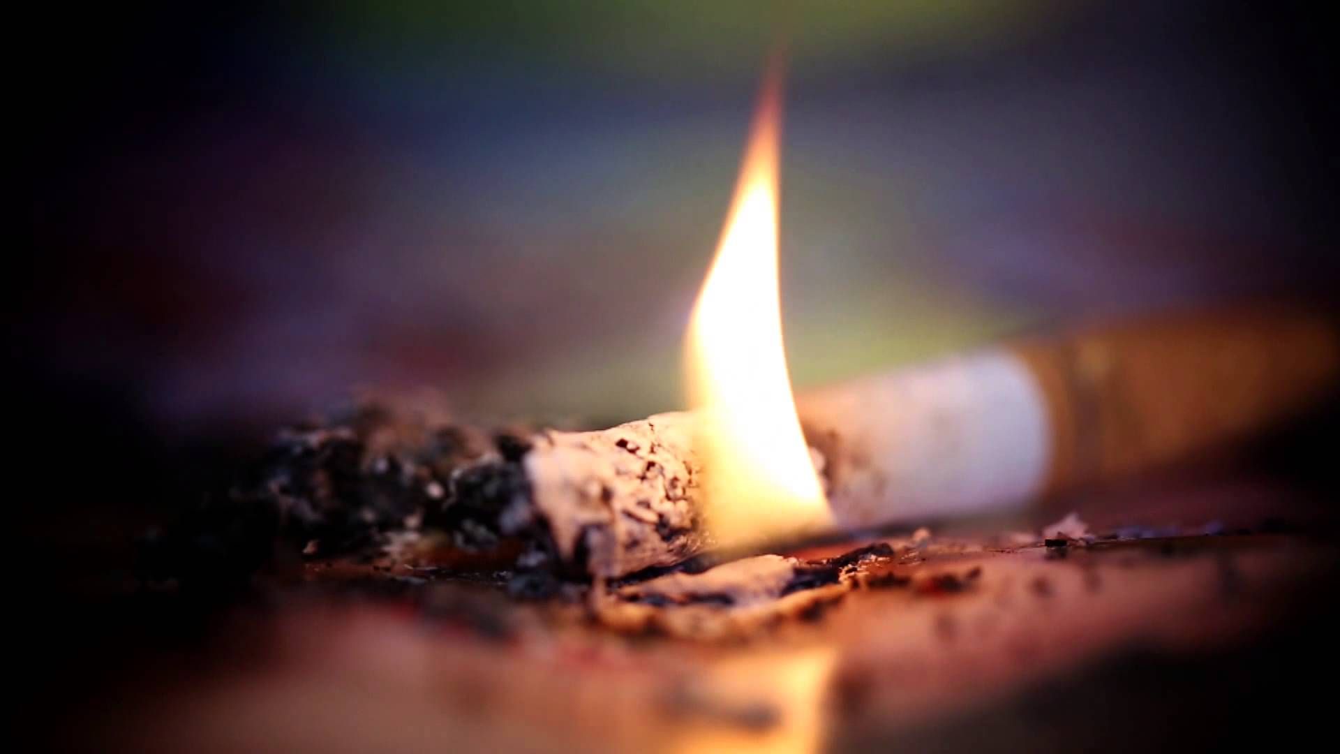 incendiu fumatori