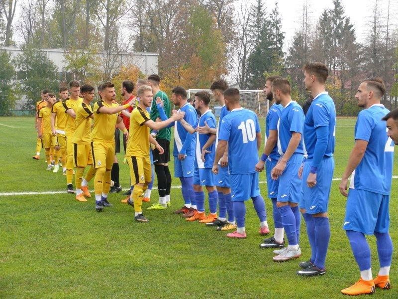 galben negri primul egal