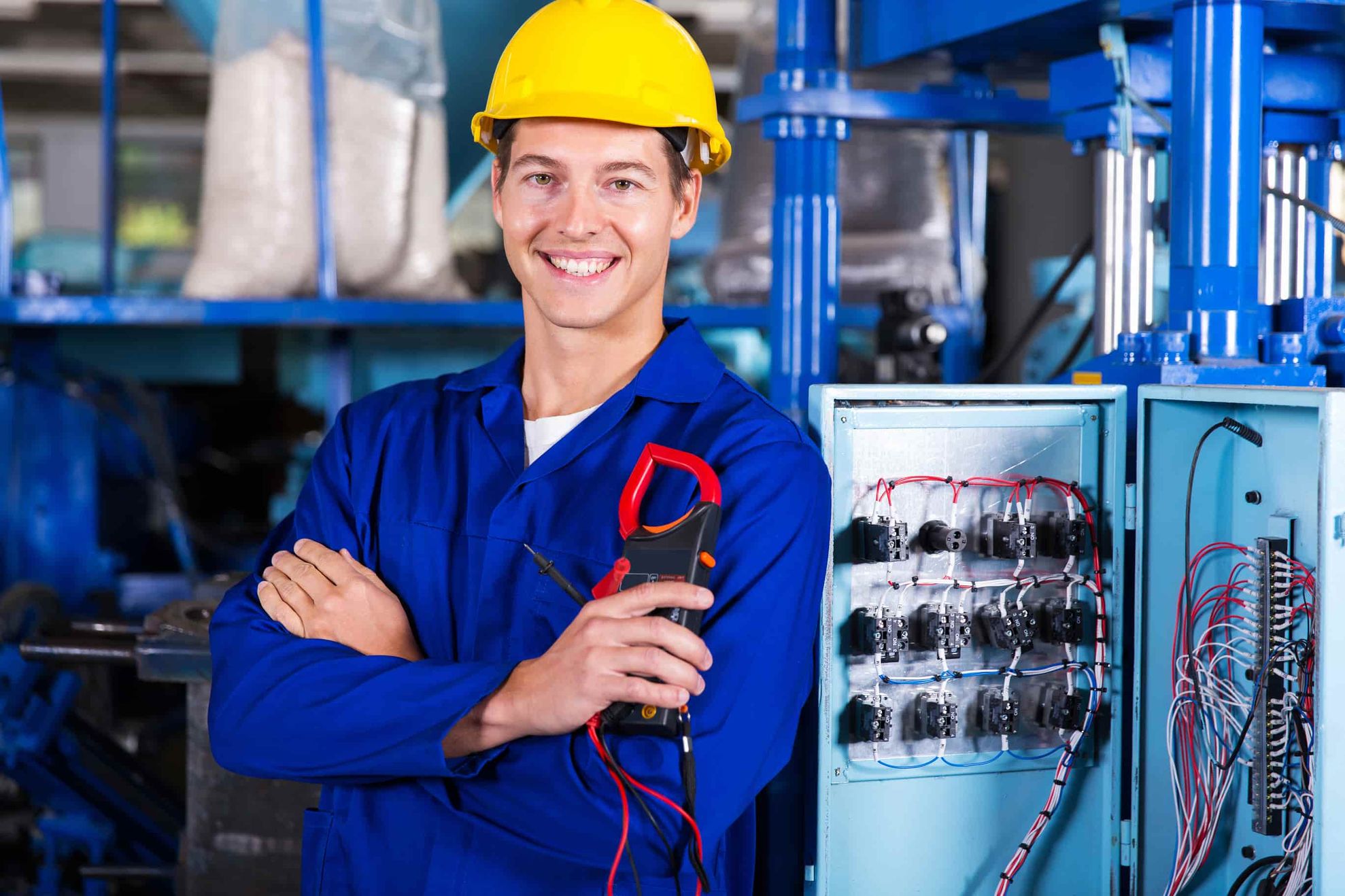 electricieni in constructii