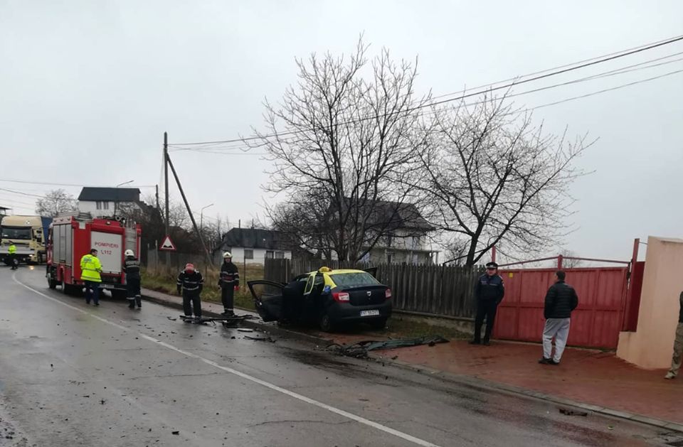 Accident descarcerare pompieri targu neamt 4