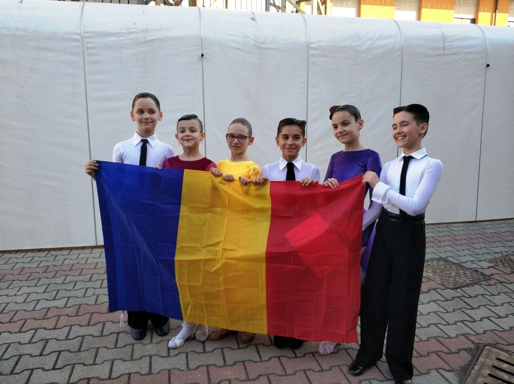 Prima-pereche-din-Neamț-medaliată-internațional-la-dans-sportiv-4