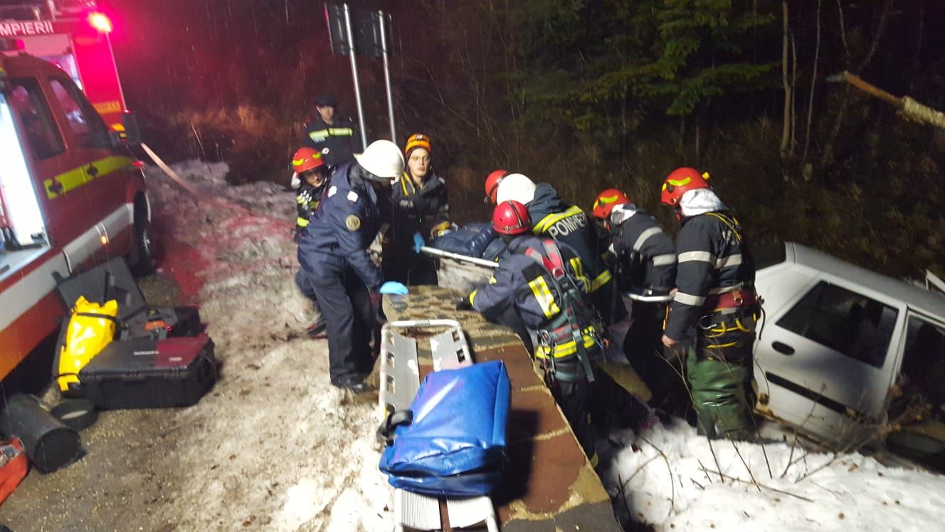exercitiu accident neamt isu pompieri descarcerare noapte 7