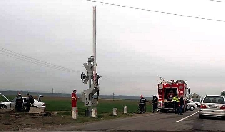 incendiu autoturism