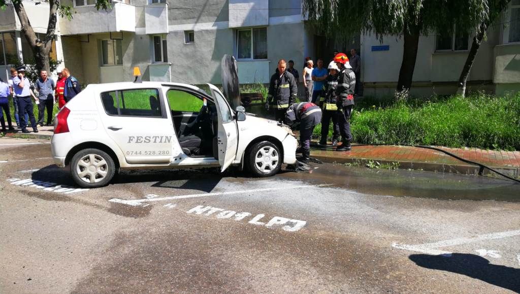 Incendiu-la-un-autoturism-în-Piatra-Neamț-6