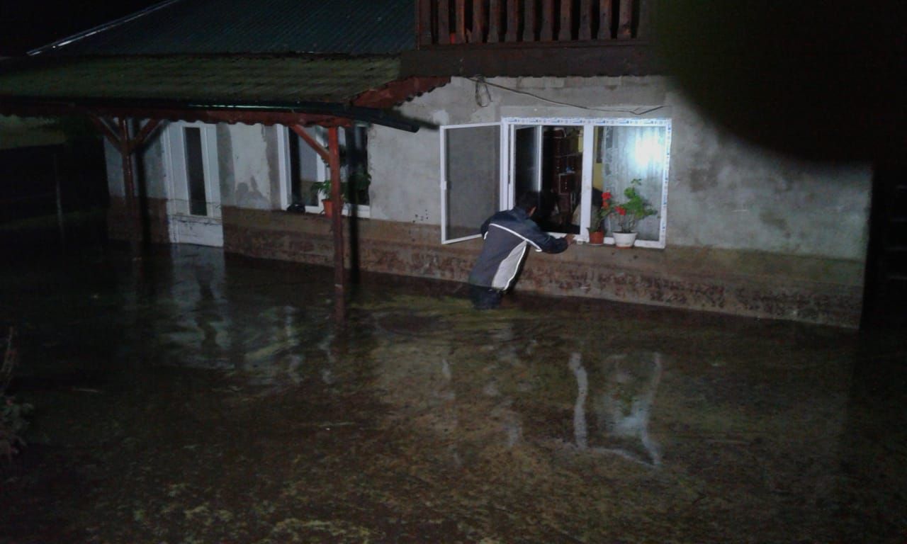 POTOP la Piatra-Neamț! Imaginile dezastrului (FOTO-VIDEO) (11)