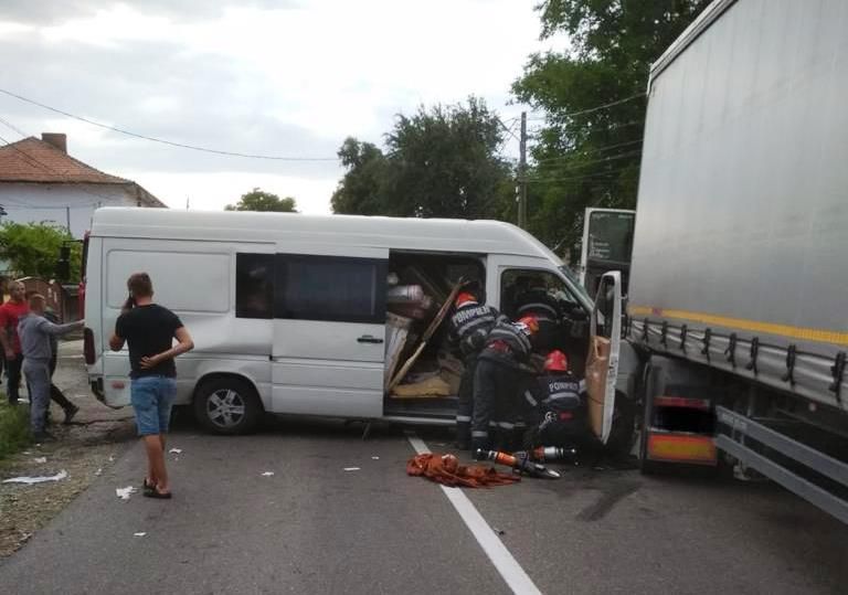 accident grumazesti