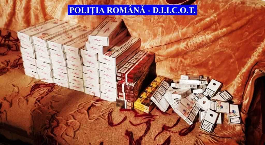 Grup infracțional, destructurat de polițiști. 10 percheziții și 7 reținuți, în Neamț
