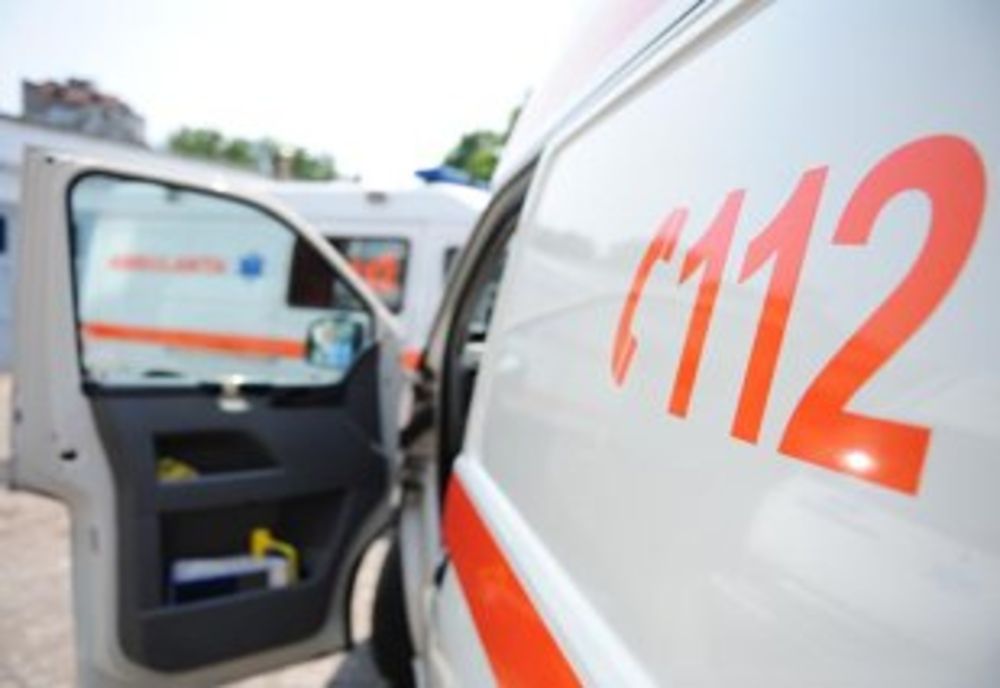 Nu s-a asigurat la schimbarea direcției de mers și a ajuns la spital