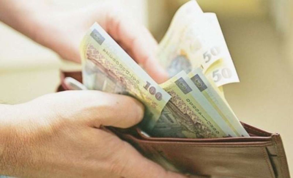 Protest al angajaților direcțiilor de Asistență Socială în Piața Victoriei