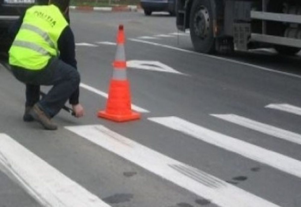 Bărbat accidentat pe trecerea de pietoni