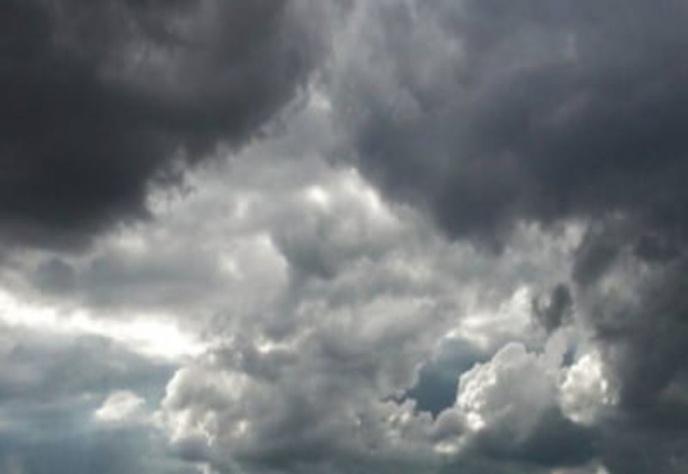 Grindină, vijelii, ploi torențiale anunțate de meteorologi - Ce zone sunt vizate