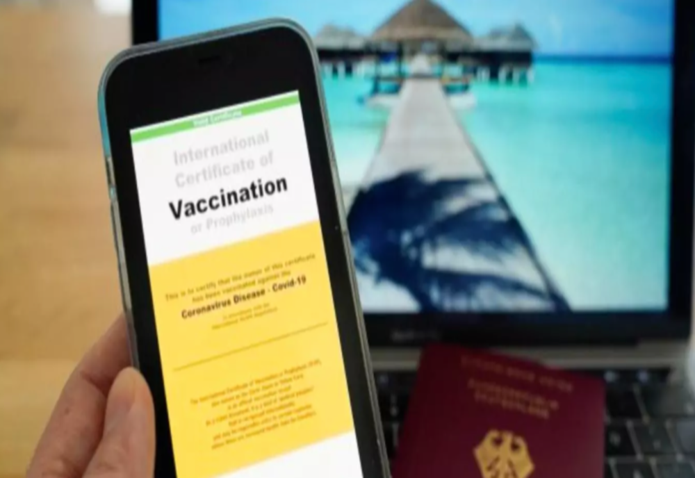 CERTIFICATUL VERDE îi scapă pe români de stresul carantinei! Românii VACCINAȚI aleg să își petreacă vacanța de toamnă în țările din vestul Europei