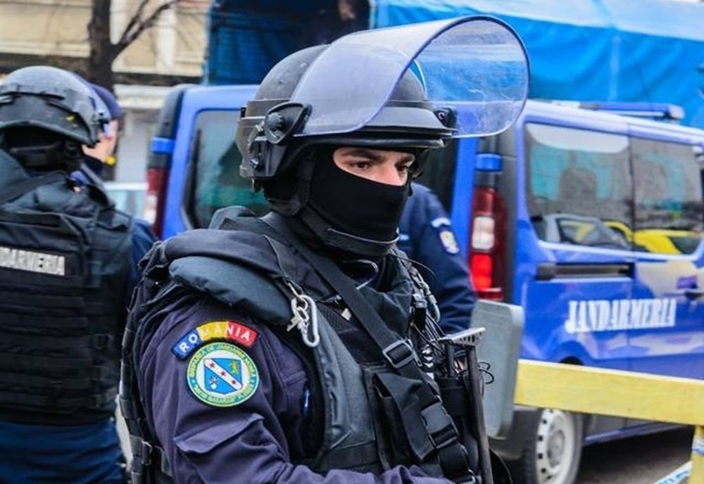 Mobilizare amplă de sărbătorile pascale: Peste 24.000 de polițiști, jandarmi, prezenți în weekend, de Florii și Paștele catolic
