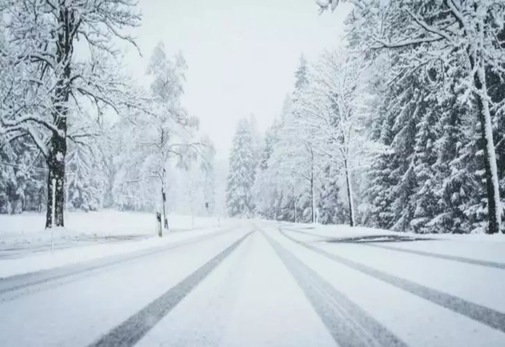 Vremea 17 noiembrie - Ninsori puternice la munte, unde va ninge astăzi