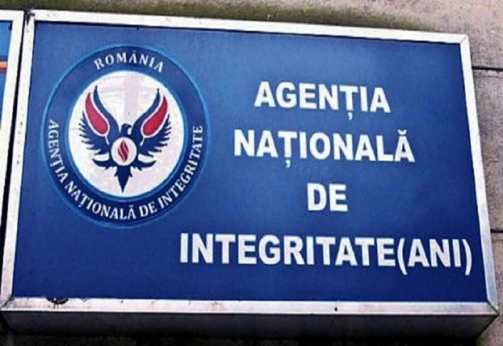 Consilier local din Războieni, în incompatibilitate! Era angajat și pe cabinetul primarului