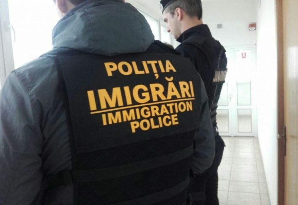  Patru străini depistați  că stăteau ilegal în Neamț