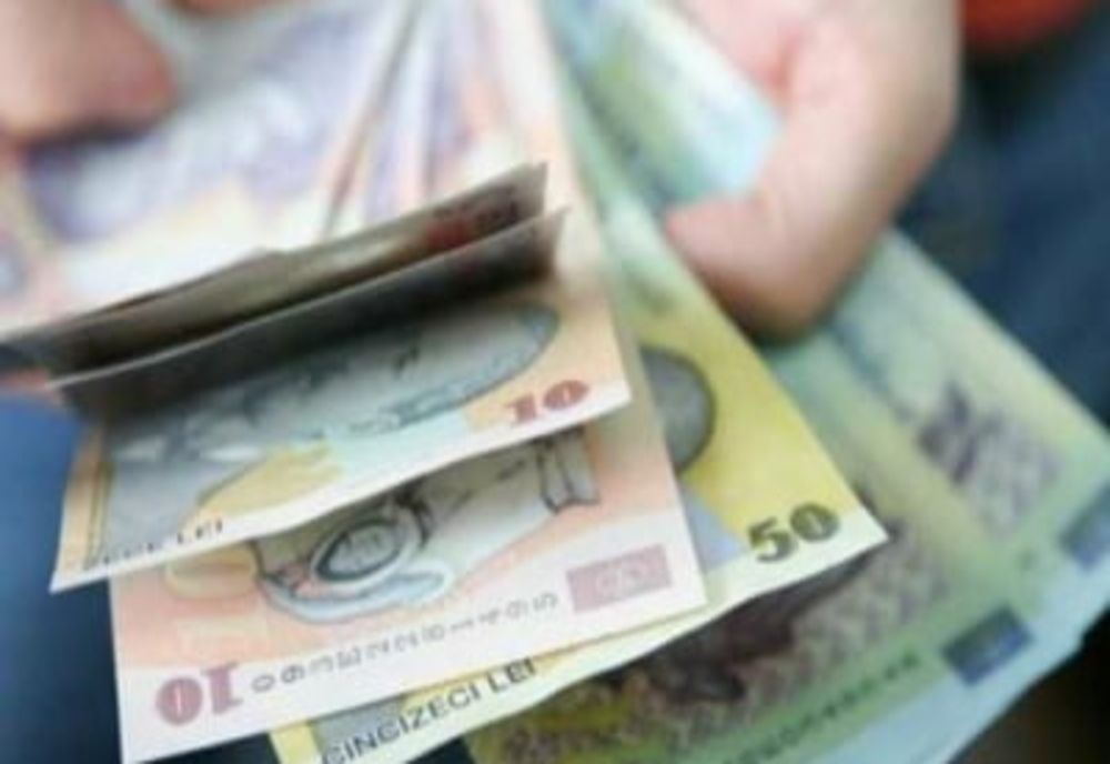 Mai puțini bani pentru românii care adăpostesc refugiați. Guvernul se pregătește să TAIE din ajutoare: ce CONDIȚII ar putea fi introduse - SURSE