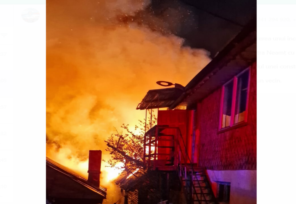 Incendiu la o locuință din Piatra Neamț. Proprietarul, scos din flăcări de un vecin