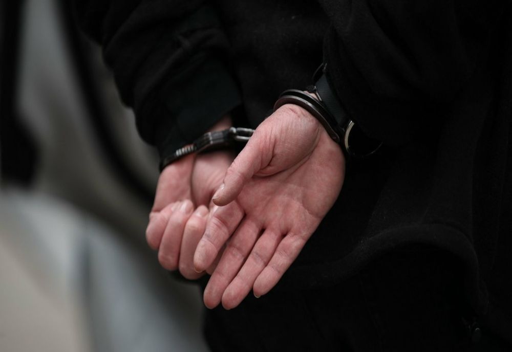 În arest pentru că nu a respectat ordinul de protecție și s-a dus acasă la frate