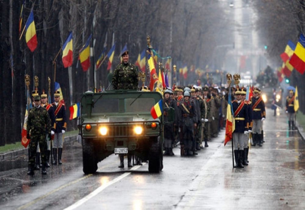 Peste 2.900 de militari cu 220 de mijloace tehnice vor participa la parada de la Arcul de Triumf de 1 Decembrie