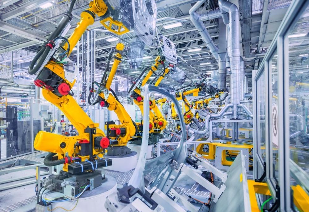 INS: Producția industrială a scăzut cu 1,1% în primele 11 luni