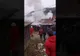 La un pas de tragedie! Patru copii, singuri în casa care a luat foc (VIDEO)
