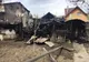 Două locuințe și o anexă, afectate de un incendiu. 3 persoane cu atac de panică (FOTO)