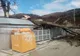 Efectele codului portocaliu de vânt în Neamț. Bucăți de tablă desprinse, copaci căzuți și localități fără energie electrică