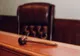 Polițist acuzat de luare de mită, folosire abuzivă a funcţiei în scop sexual şi abuz în serviciu, condamnat de Curtea de Apel Brașov