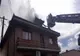 Proporțiile unui incendiu limitate de pompierii din Roman