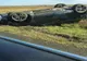 Un șofer de 76 de ani s-a răsturnat cu mașina pe un câmp