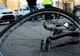 Biciclist rănit pe o stradă din Roman