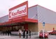 Un copil şi bunica lui au fost electrocutaţi la un supermarket Kaufland din Bucureşti. Un cablu neizolat ar fi provocat incidentul