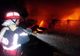 Incendiu în Piatra-Neamț, pornit de la o lumânare. Proprietara, ușor intoxicată cu fum. Locatarii blocului s-au autoevacuat